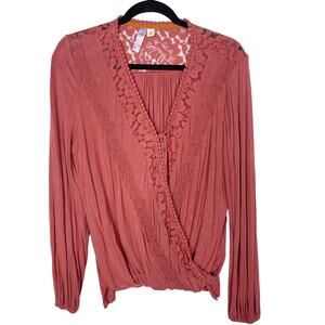 Francescas Alya Pink Mauve Medium M Lace Long Sleeve Wrap Top Blouse Jersey